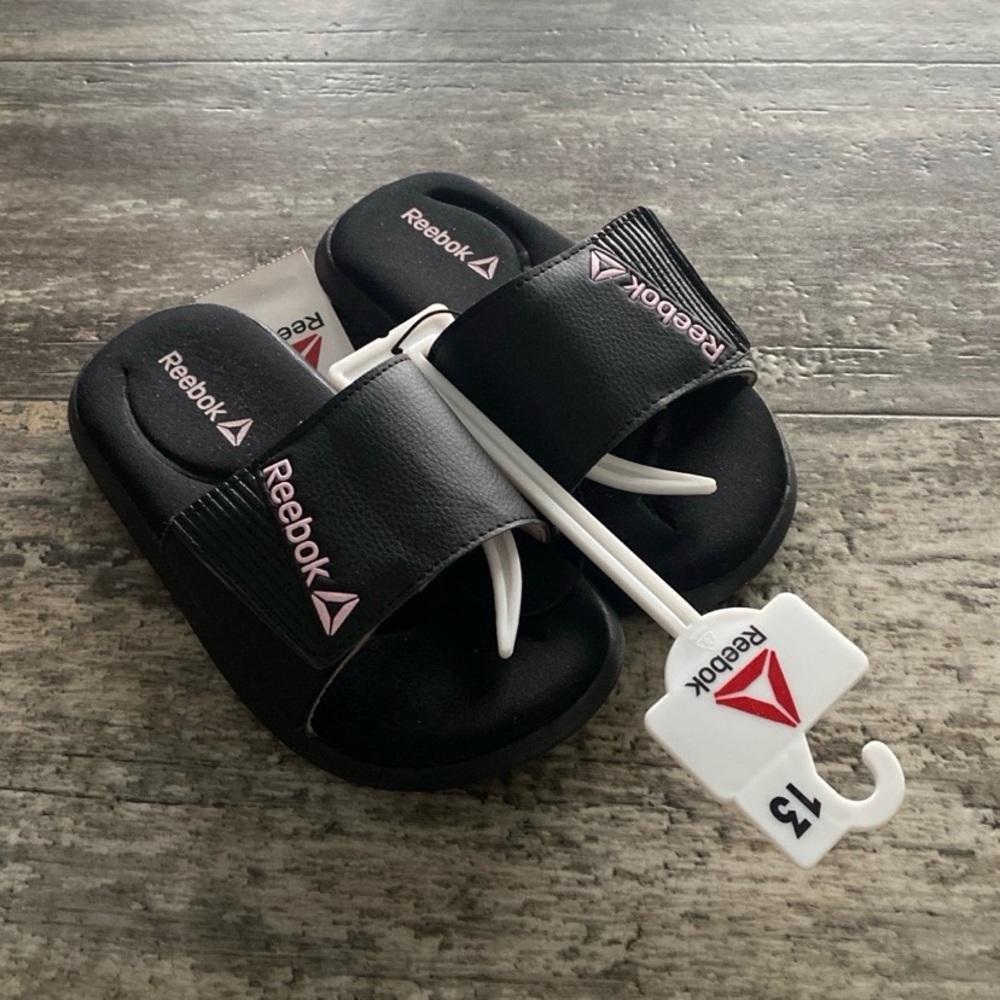 Reebok Black Kids Sandals Size 13